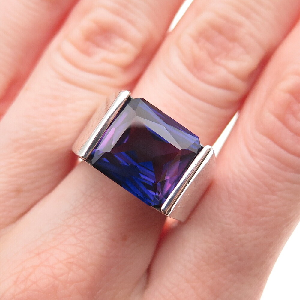 925 Sterling Vintage Lab-Created Peacock Sapphire Modernist Ring Size 7.25